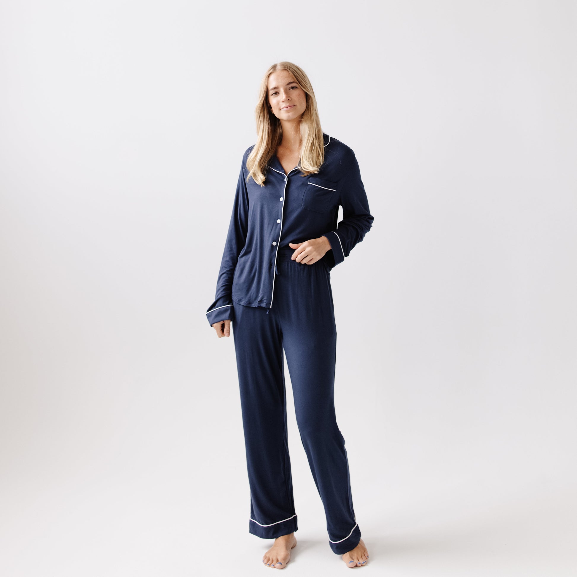 Navy Women's Long Sleeve Stretch-Knit Bamboo Pajama Set [Annie]